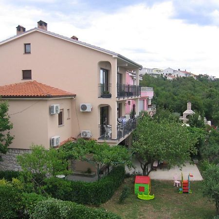 Appartement Apartman Valentic à Jadranovo Extérieur photo