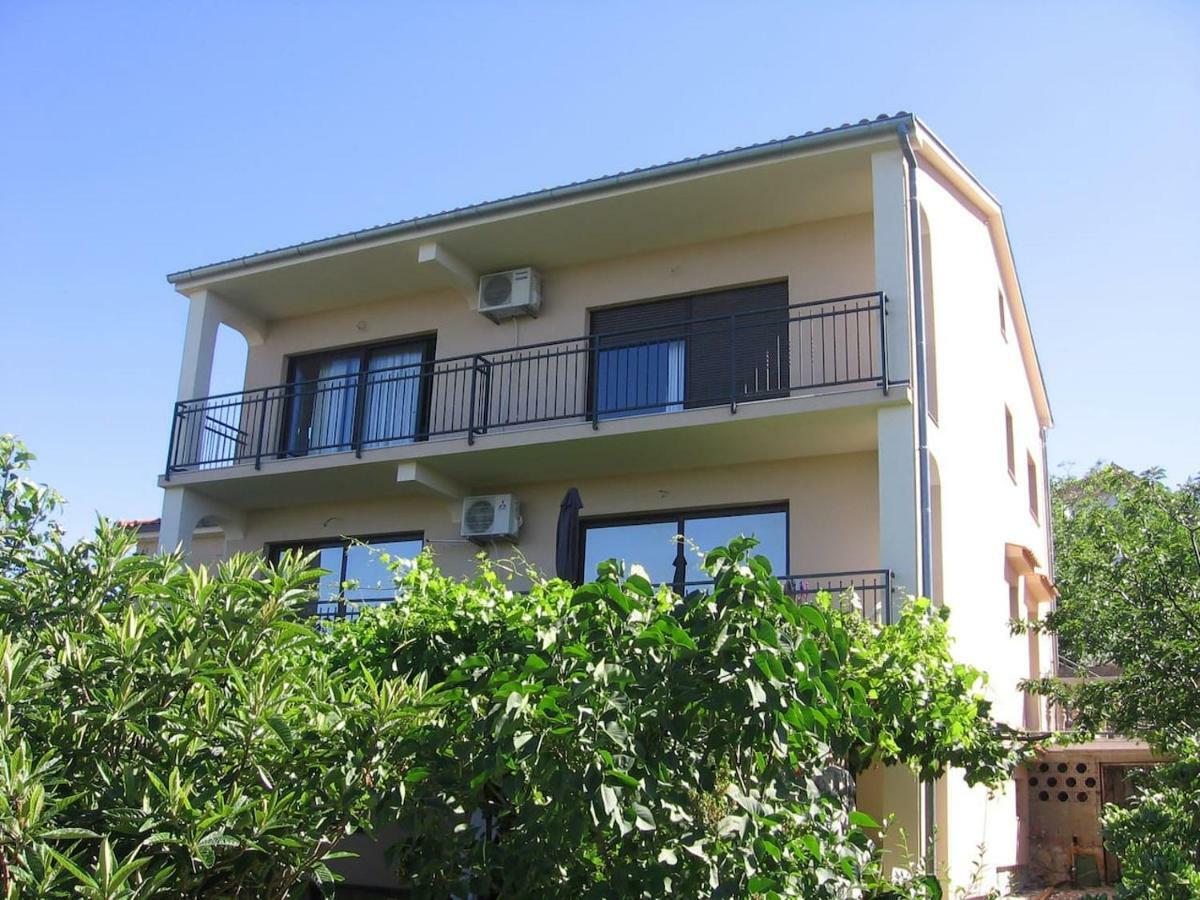 Appartement Apartman Valentic à Jadranovo Extérieur photo